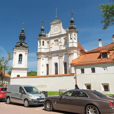 Lägenhet Church Through The Window